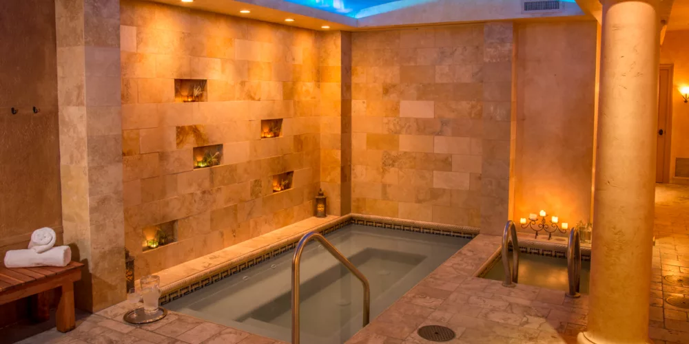 Soaking Pool at our Spa at SANTÉ Aesthetics & Wellness in Portland, Oregon.